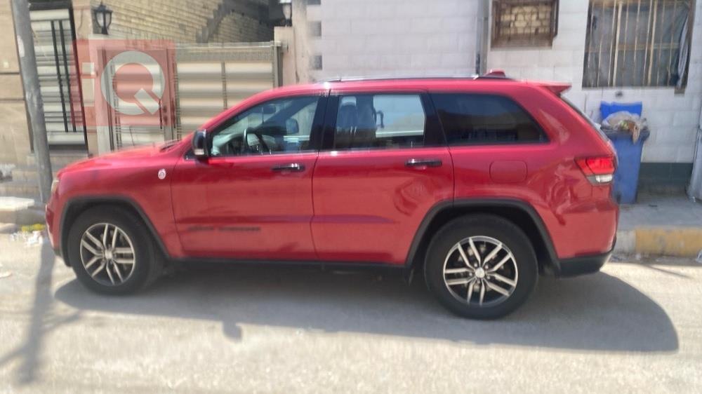 جيب جراند شيروكي